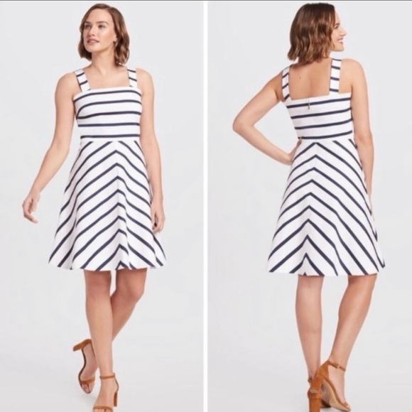 Draper James Blue White Striped Fit & Flare Dress Size 8 Nautical Coastal Cotton - Picture 1 of 6